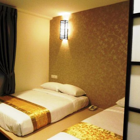 Eight Days Boutique Hotel - Mount Austin Johor Bahru Luaran gambar